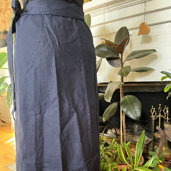 Zara Midi Skirt with Pom Poms - Picture 4 of 9